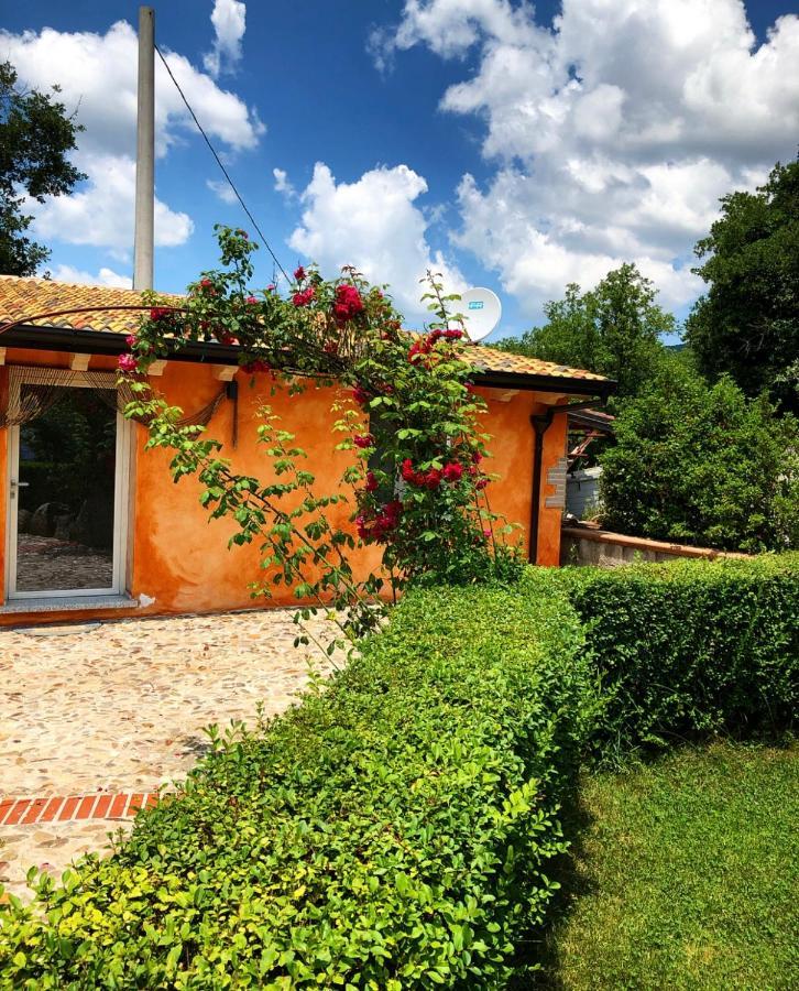 Casa Vacanza Centro Sardegna Sorgono Εξωτερικό φωτογραφία